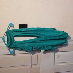 Long sleeve, open shoulder, low front and back, 2xL, emerald green